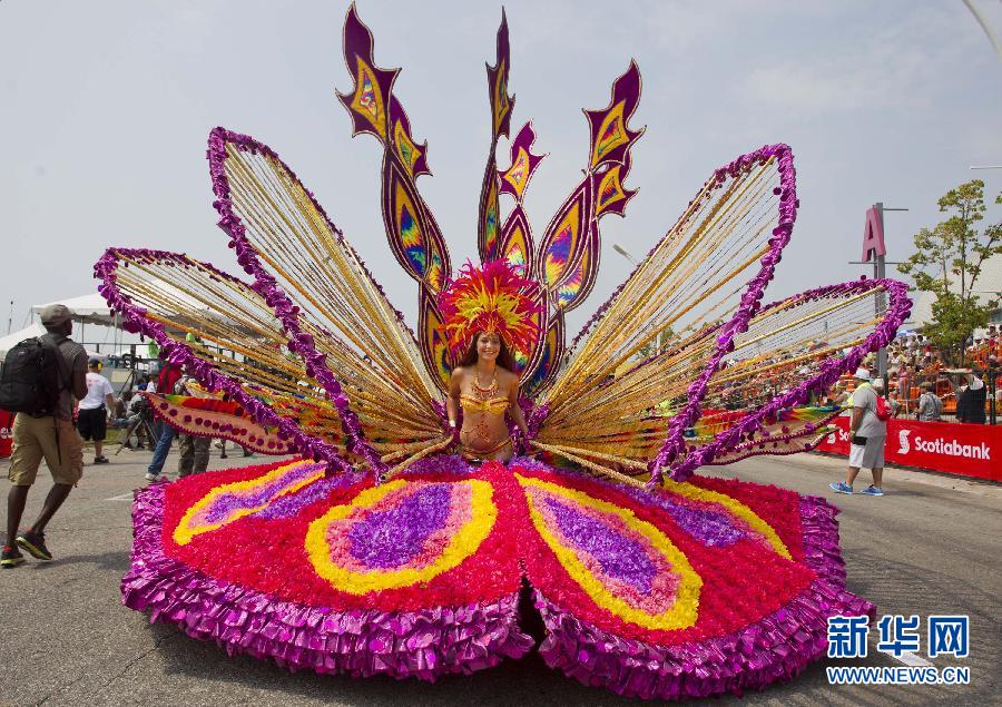  （国际）（6）多伦多举行第47届“加勒比狂欢节大游行”