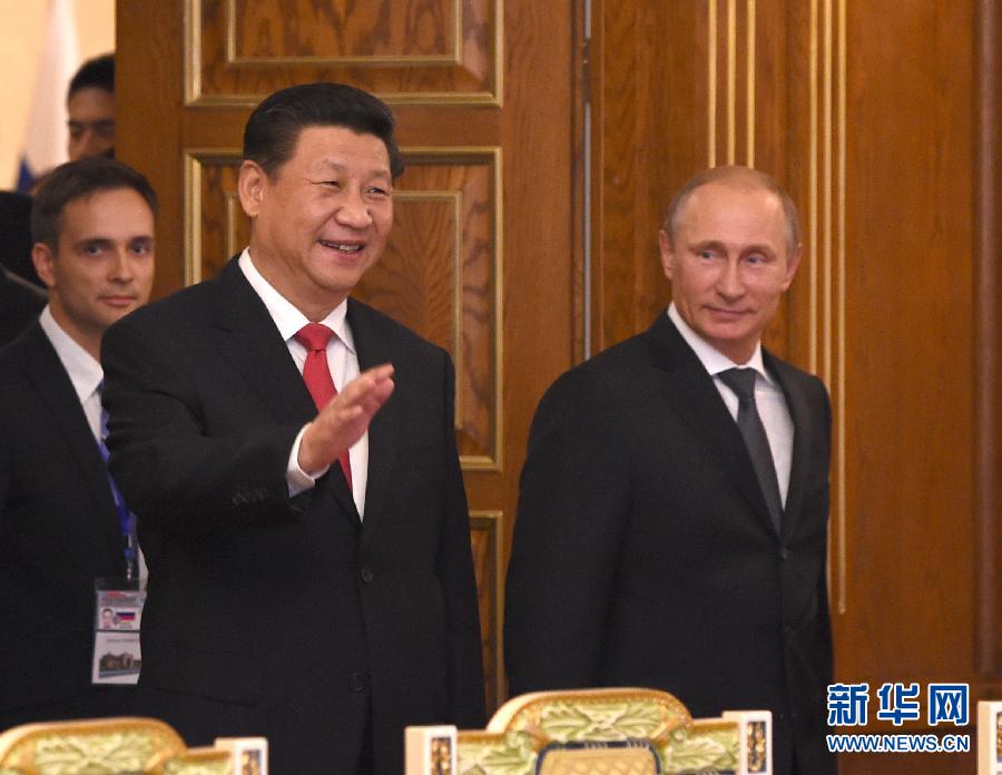 9月11日，国家主席习近平在塔吉克斯坦首都杜尚别会见俄罗斯总统普京。 新华社记者 马占成 摄 