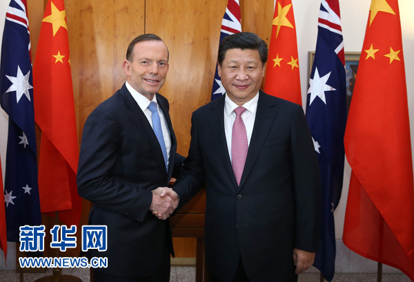 11月17日，中国国家主席习近平与澳大利亚总理阿博特在澳大利亚首都堪培拉举行会谈。 新华社记者庞兴雷 摄 