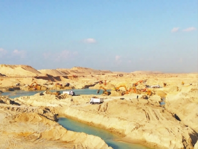 埃及新运河挖掘工程已完成过半