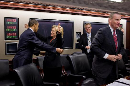 奥巴马与希拉里在白宫秘密会面 引外界瞩目