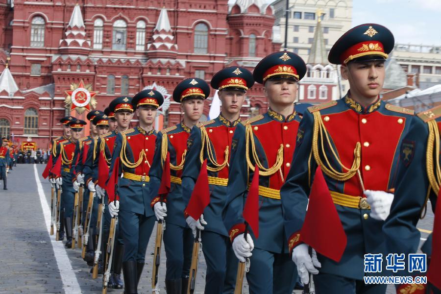 （XHDW）（8）俄罗斯纪念卫国战争胜利70周年阅兵式即将开始