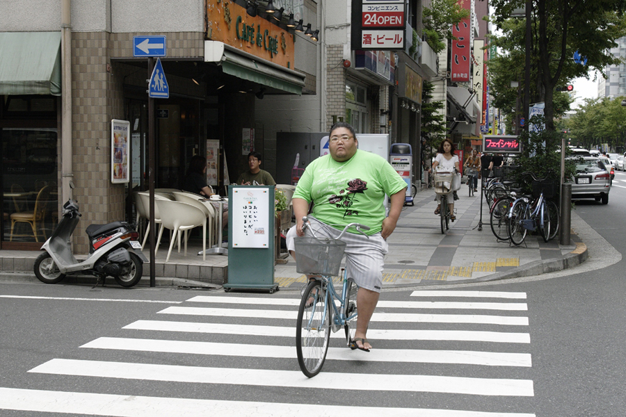 意大利摄影师拍日本相扑“优雅巨人”