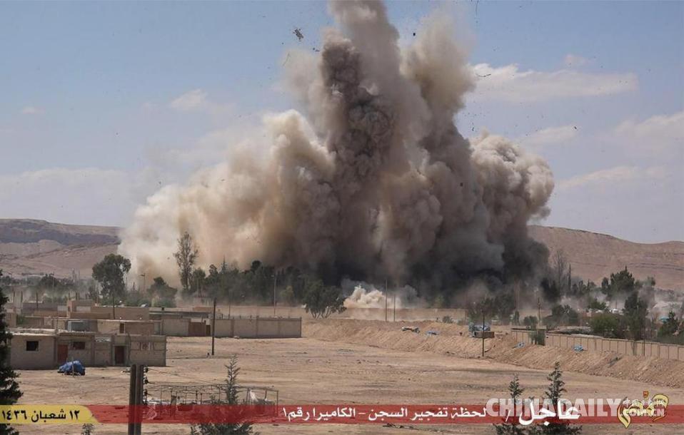 机构称叙政府军空袭平民区致140多人死亡