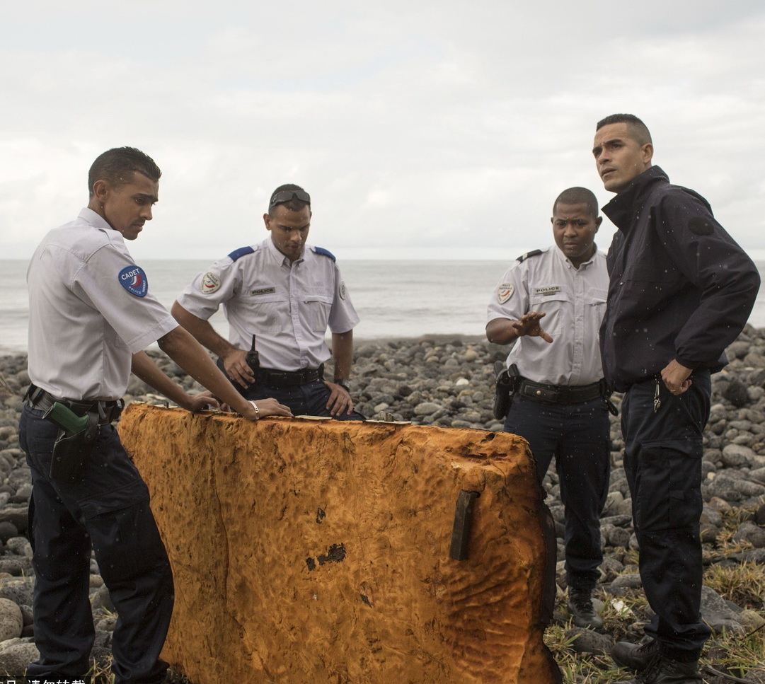 法留尼汪岛海岸又一物体被发现 是否为MH370残骸需进一步调查【组图】