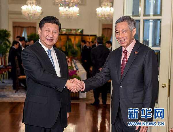 11月7日，国家主席习近平在新加坡同新加坡总理李显龙举行会谈。 新华社记者 李学仁 摄