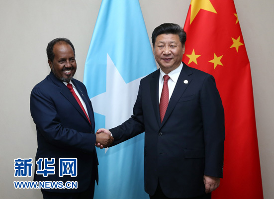 12月4日，国家主席习近平在约翰内斯堡会见索马里总统马哈茂德。 新华社记者 庞兴雷 摄 
