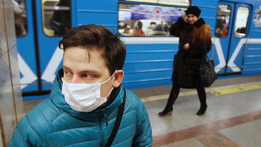 俄多地爆发甲型H1N1流感 民众戴口罩出行