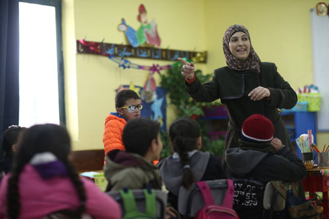 对暴力说不的巴勒斯坦女教师