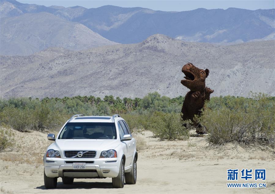 （国际）（4）加州荒漠里的“钢铁猛兽”
