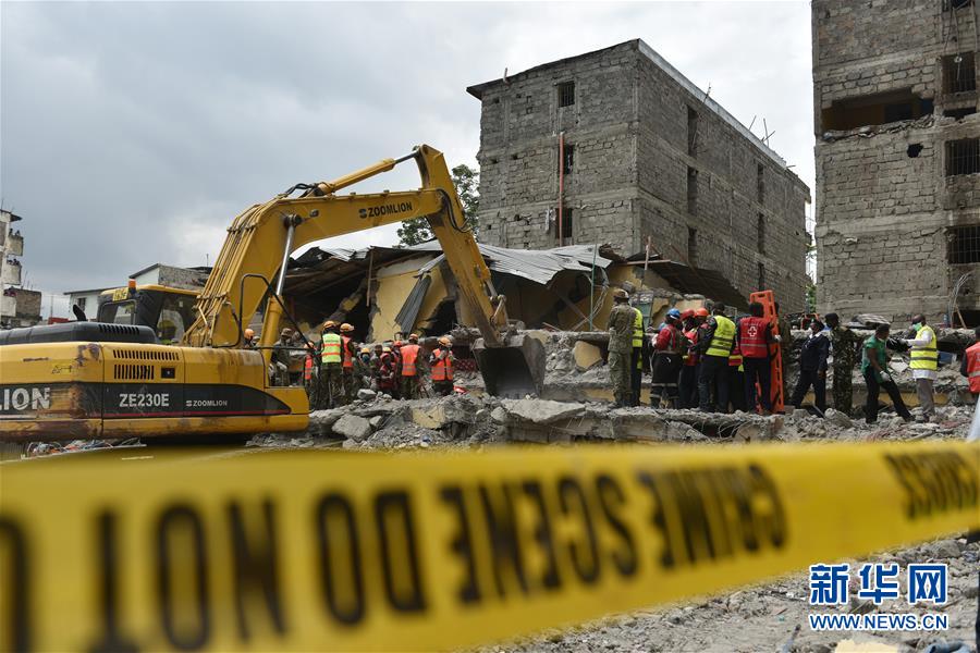 （国际）（2）肯尼亚首都暴雨成灾致房屋倒塌已有33人死亡