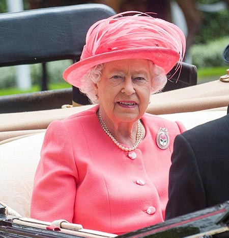 英国女王支持“脱欧”？白金汉宫声明予以否认（图）