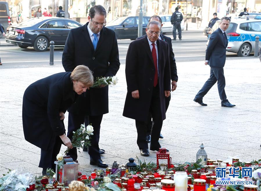 （外代一线）（6）德突总理悼念德圣诞市场袭击案遇难者