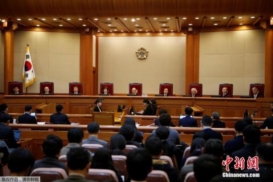 资料图 当地时间2017年1月3日，韩国首尔，宪法法院开审朴槿惠弹劾案。