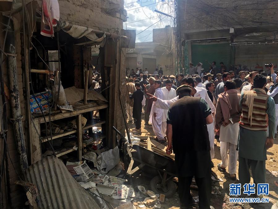 巴基斯坦一市场遭袭致22死70伤（组图）