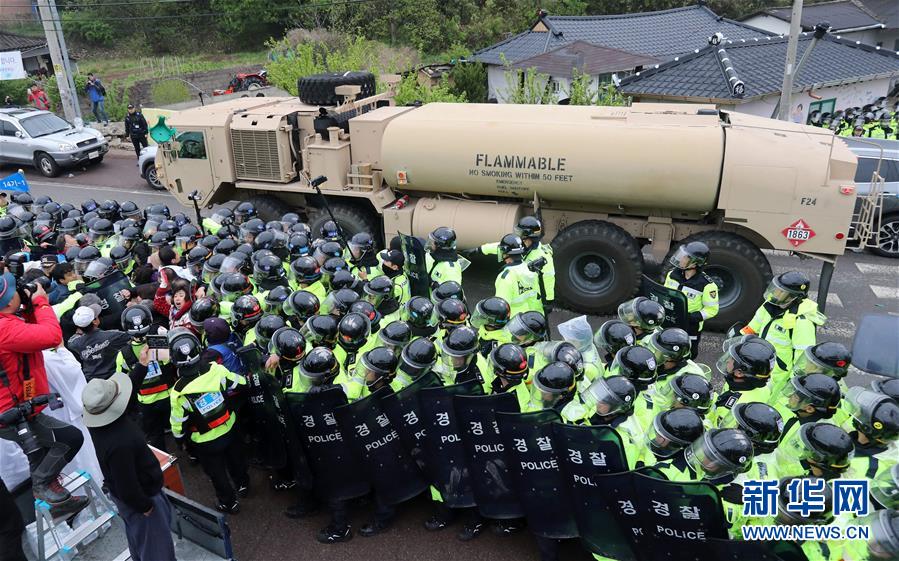 （外代一线）（3）“萨德”部分装备在韩部署　警方与当地居民发生冲突  