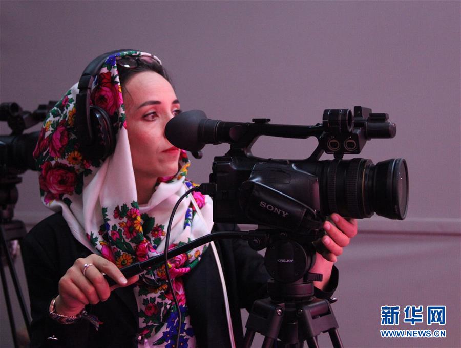 （国际·图文互动）（6）阿富汗首家女子电视台开播 