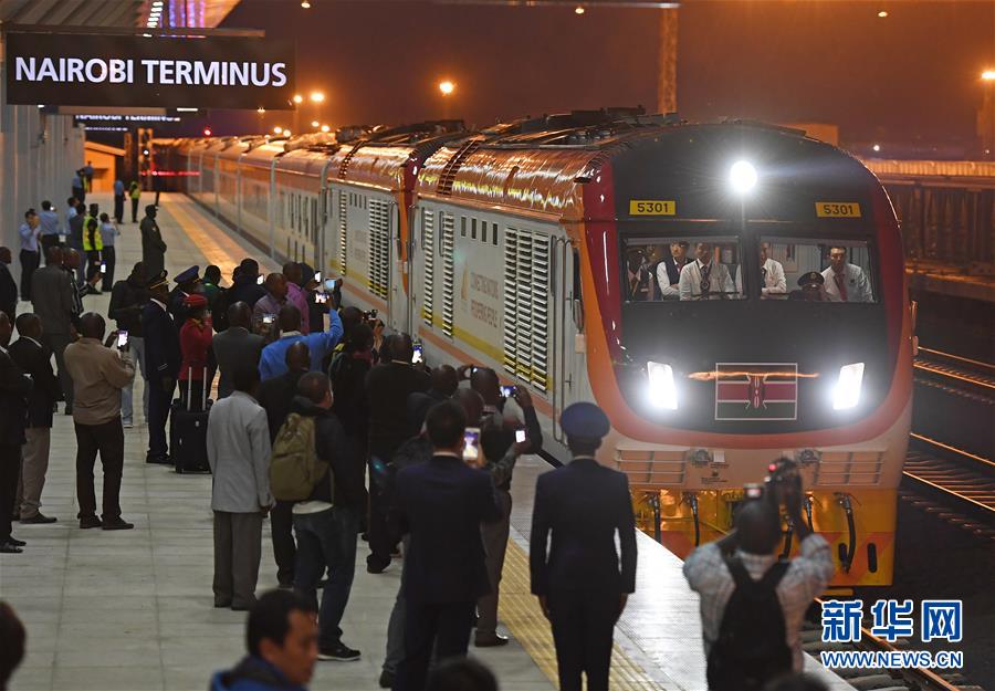 （国际）（1）蒙内铁路通车 “中国制造”开启东非铁路新里程