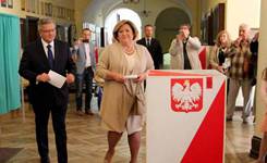 波兰举行总统选举第二轮投票