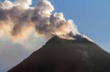 墨西哥火山喷发 数百人被迫撤离
