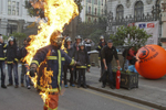 西班牙消防员"自焚"抗议 要求加强防护措施(高清组图)