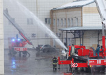 俄罗斯商场大火已致64人死亡