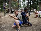 乌克兰武装组织训练儿童射击 最小"童军"仅6岁【高清组图】