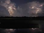 实拍委内瑞拉“闪电湖”：一年260天都有闪电 【高清组图】