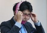 韩议员助理戴"整容神器" 提议禁民众使用（组图）