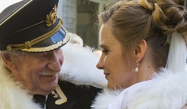 俄罗斯84岁传奇演员迎娶24岁女学生（高清）